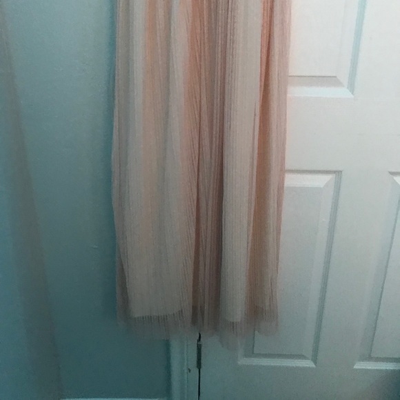 Dress - Picture 2 of 5